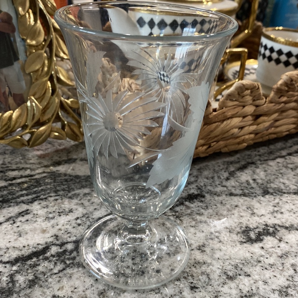 Etched Floral Clear Glass Footed Water Goblet! - Picture 3 of 8